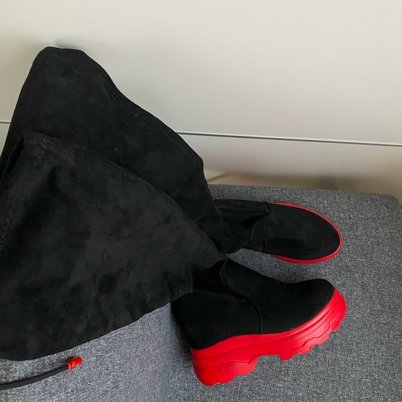 Over the knee boots - Picture 2 of 2